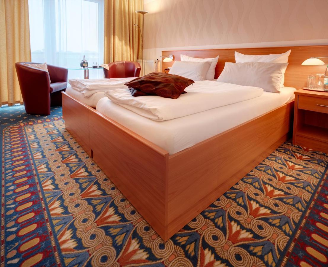 Kurhotel Pyramide Бад-Виндсхайм Экстерьер фото